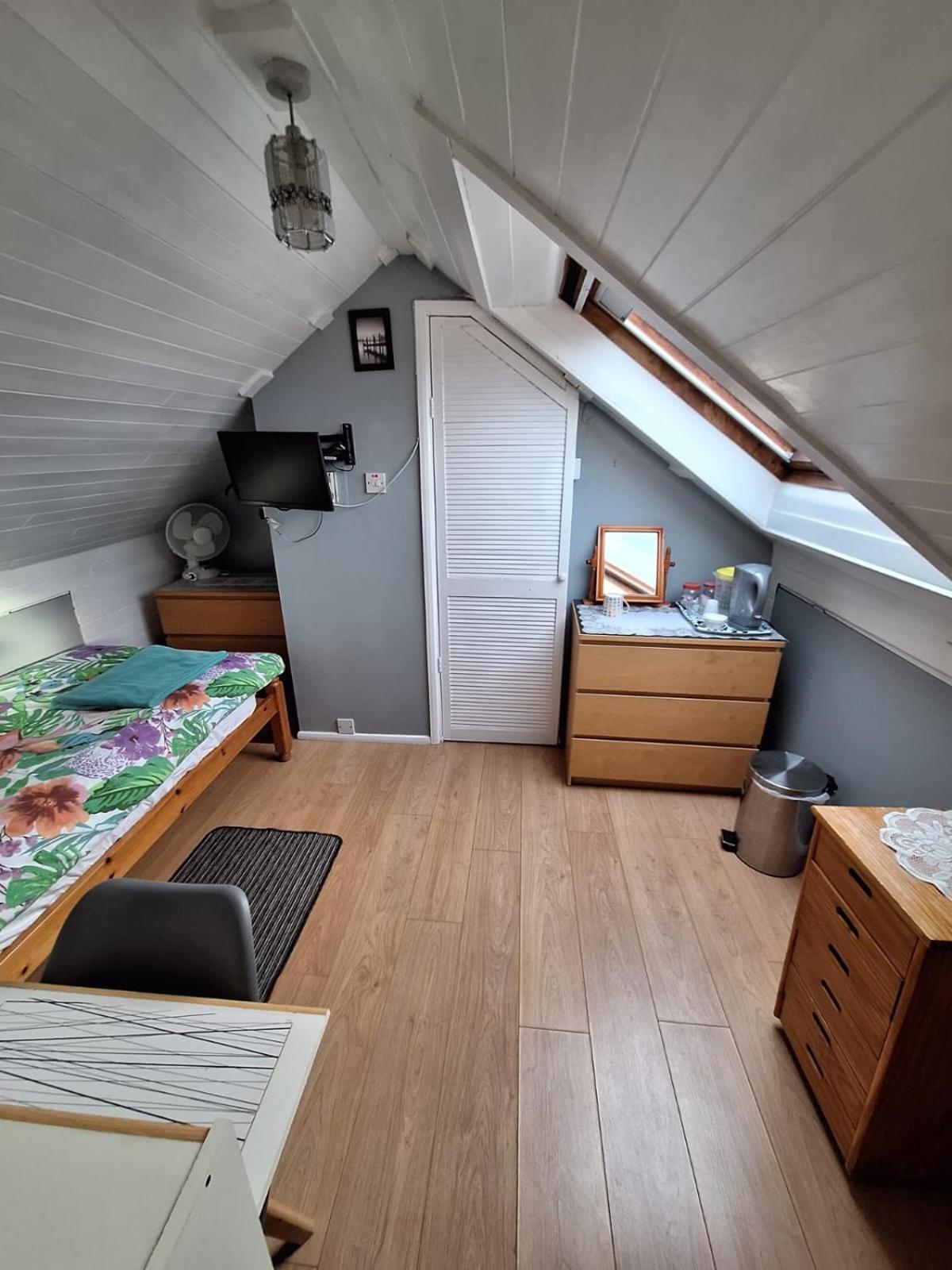 Harrow B & B Bagian luar foto