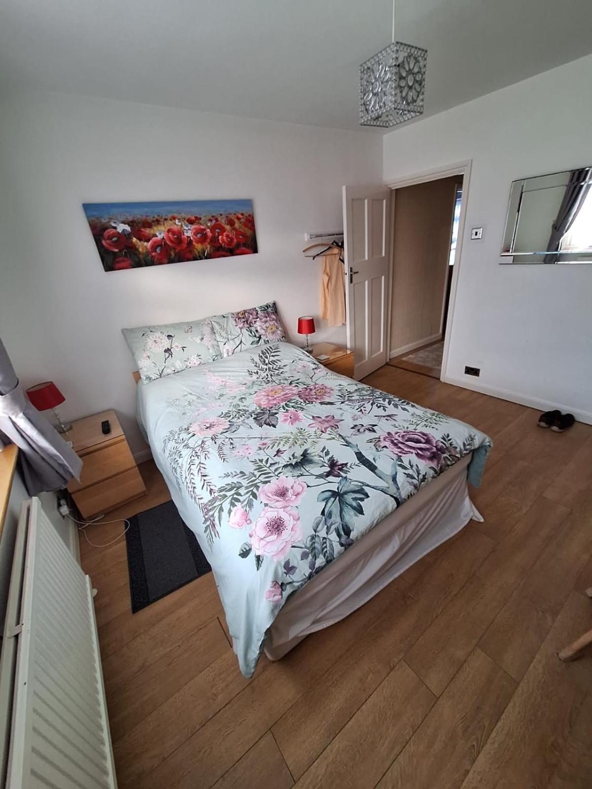 Harrow B & B Bagian luar foto