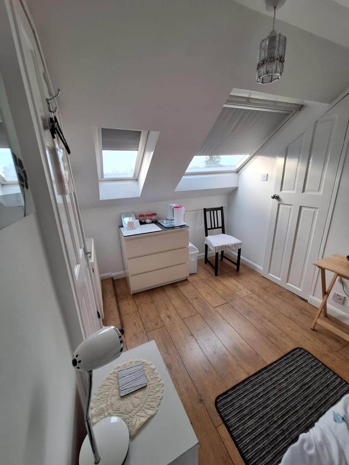 Harrow B & B Bagian luar foto